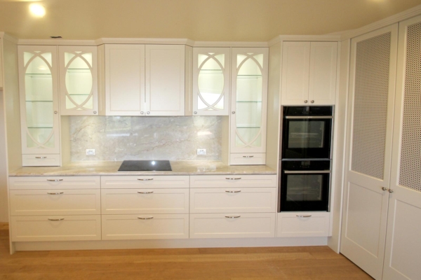 Granite bench tops. Brisbane & Toowoomba kitchen renovation.