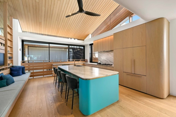 PK Kitchen Design Home Renovations: Pelican St, Peregian Beach